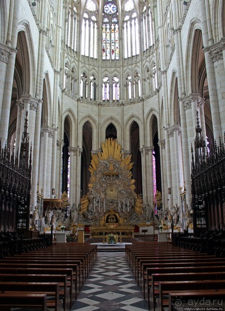 Амьенский собор — крупнейший во Франции, объект ЮНЕСКО №162