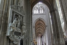 Амьенский собор — крупнейший во Франции, объект ЮНЕСКО №162