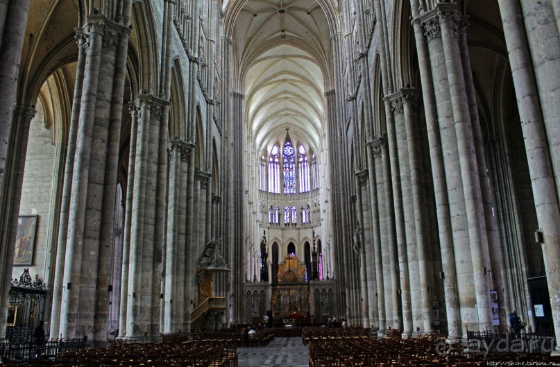 Амьенский собор — крупнейший во Франции, объект ЮНЕСКО №162