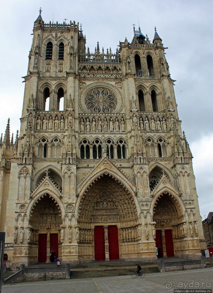 Амьенский собор — крупнейший во Франции, объект ЮНЕСКО №162
