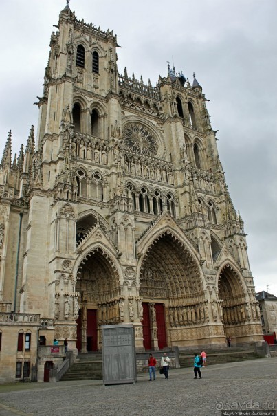 Амьенский собор — крупнейший во Франции, объект ЮНЕСКО №162