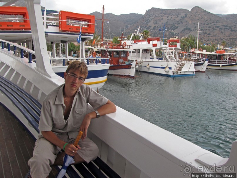 Элунда - тихий портовый городок залива Мирабелла