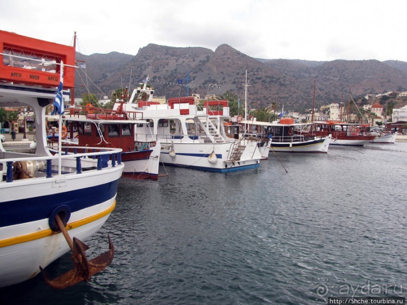 Элунда - тихий портовый городок залива Мирабелла