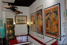 Что скрывается за дверями "Академии Магии" в Париже