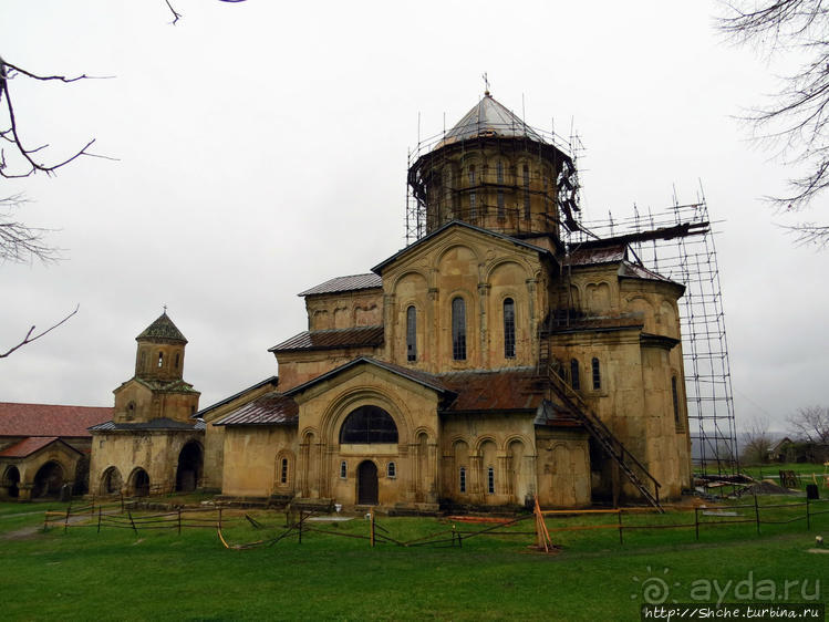 Посещение Гелатского монастыря