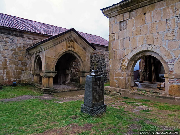 Посещение Гелатского монастыря