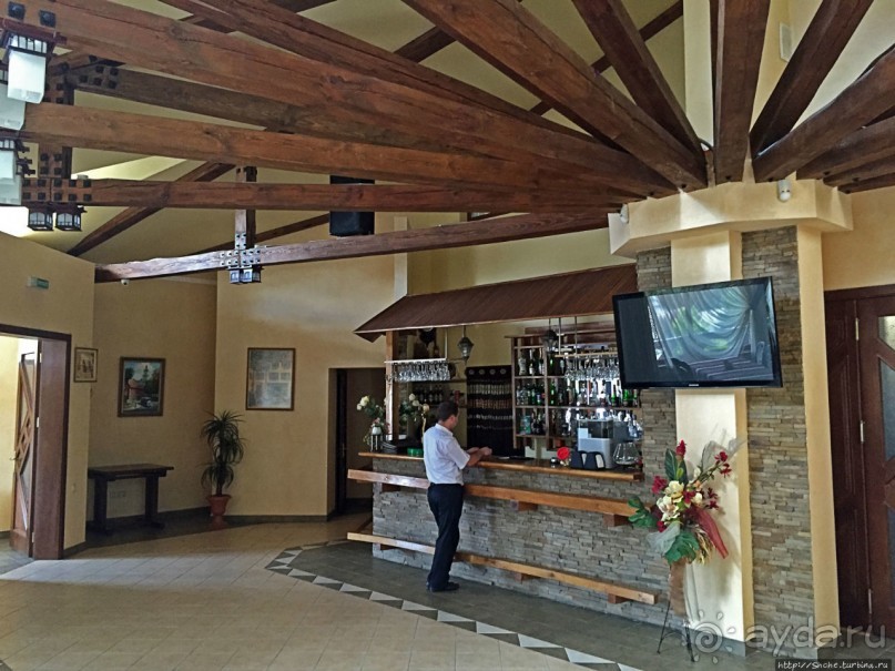 Альбом отзыва "Не плохая "кормушка" на львовской окружной"