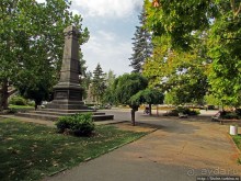 Дворцовая площадь "Княз Александър Батенберг" в Русе