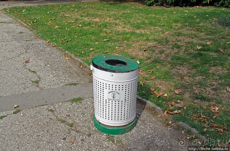 Дворцовая площадь "Княз Александър Батенберг" в Русе