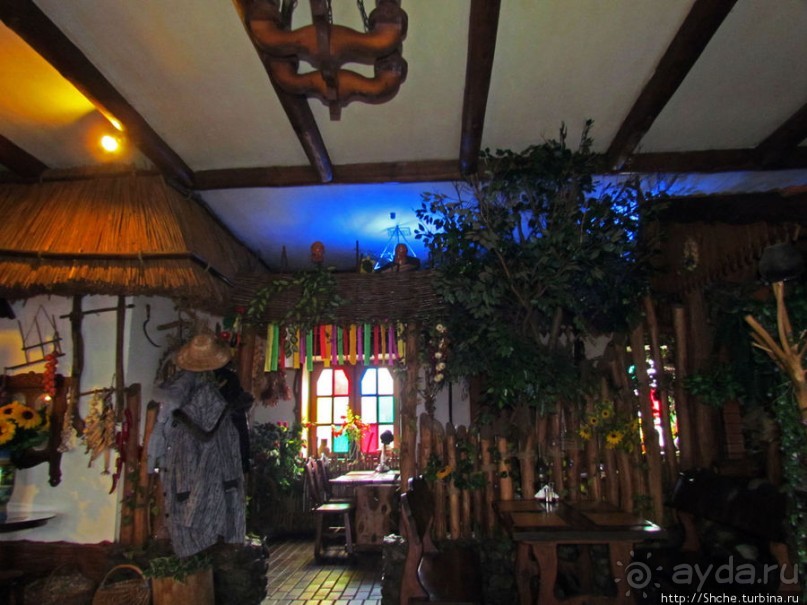 Украинский колорит, помноженный на юмор и отличную кухню