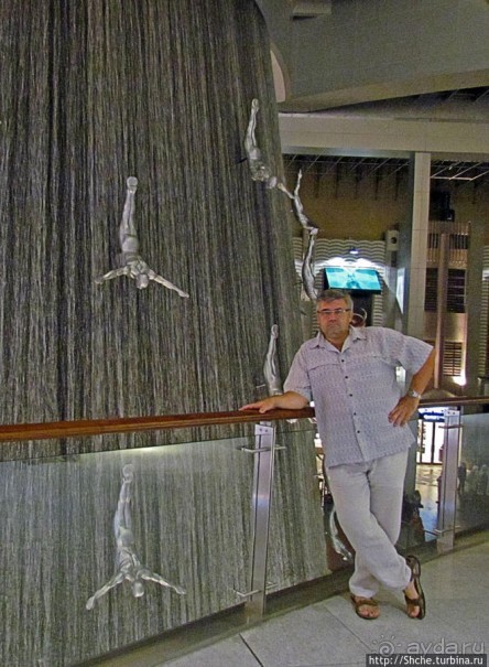 "Dubai Mall" — целый город со своими достопримечательностями