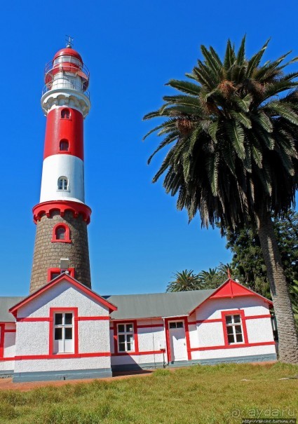 Его призвание "маячить"