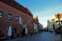 Вильнюсская улица по городу идет... значит нам туда дорога