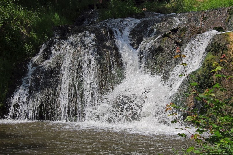 Джуринский водопад — возможно самый красивый водопад Украины