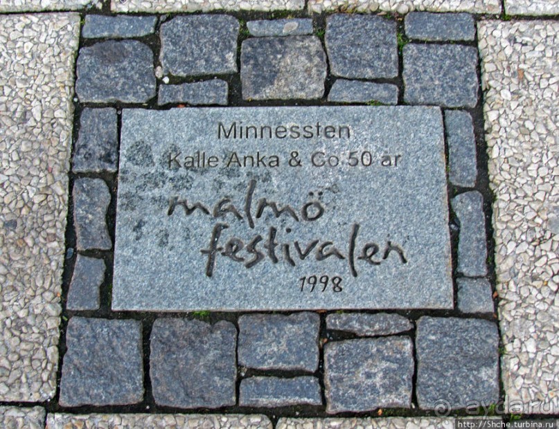 Большая площадь Мальме ( Stortorget ) и городская ратуша