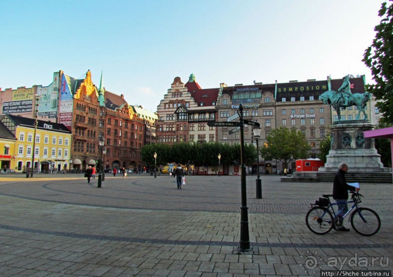 Большая площадь Мальме ( Stortorget ) и городская ратуша