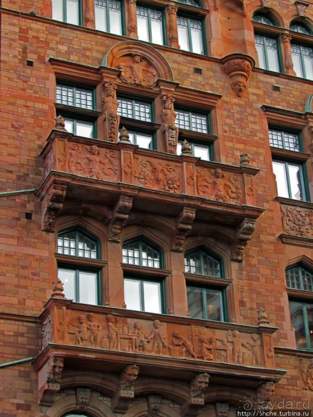 Большая площадь Мальме ( Stortorget ) и городская ратуша