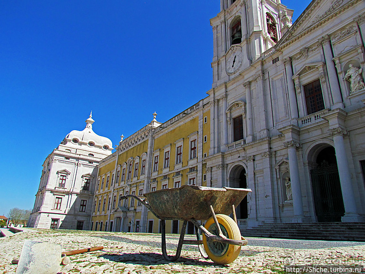 Мафра — "Воспоминания о монастыре", почти по Сарамаго