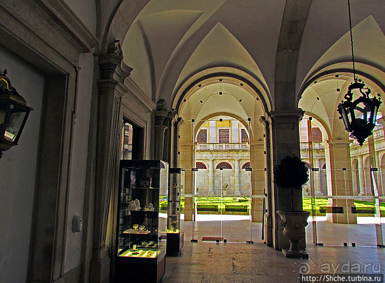 Мафра — "Воспоминания о монастыре", почти по Сарамаго