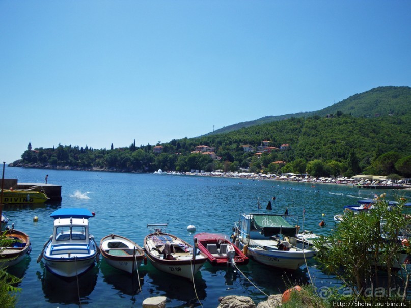 Medveja — уютный уединенный залив с автокемпингом-отелем