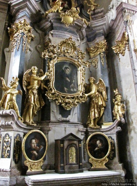 Костел Девы Марии Снежной (Kostel Panny Marie Snezne), 18 в.