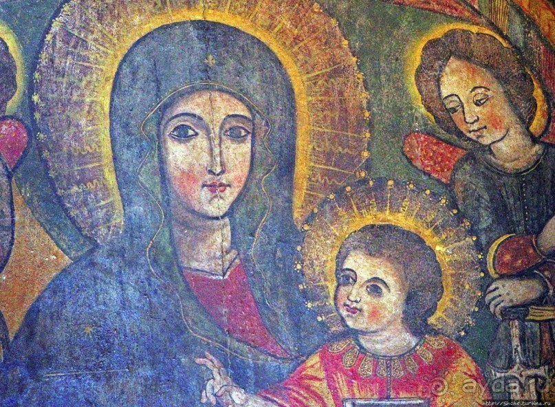 Гора Света- отличный пример эфиопского церковного искусства