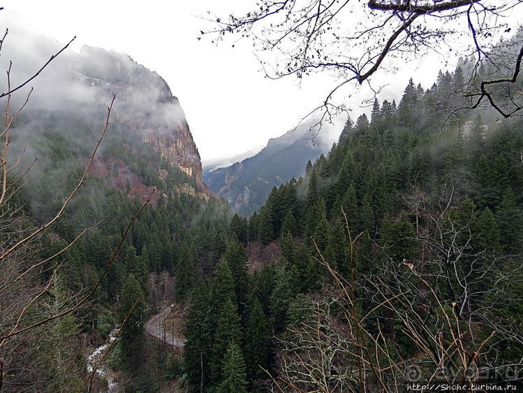 Панагия Сумела — гнездышко духовности на склоне меловой горы Панагия Сумела — гнездышко духовности на склоне меловой горы