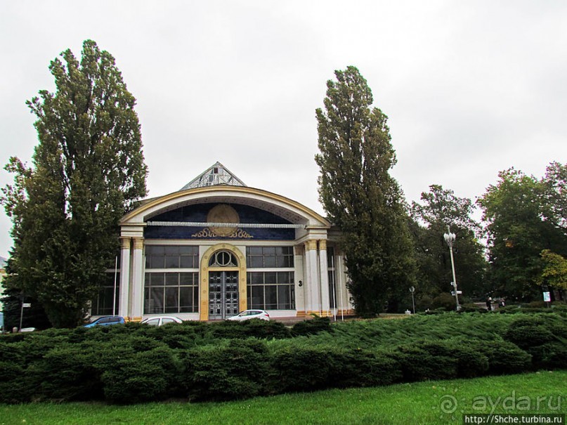 "Парк Советского периода" — Экспоцентр Украины (ВДНХ)