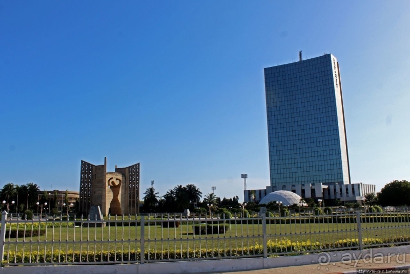 Площадь Независимости в Ломе — мой небольшой эксклюзивчик