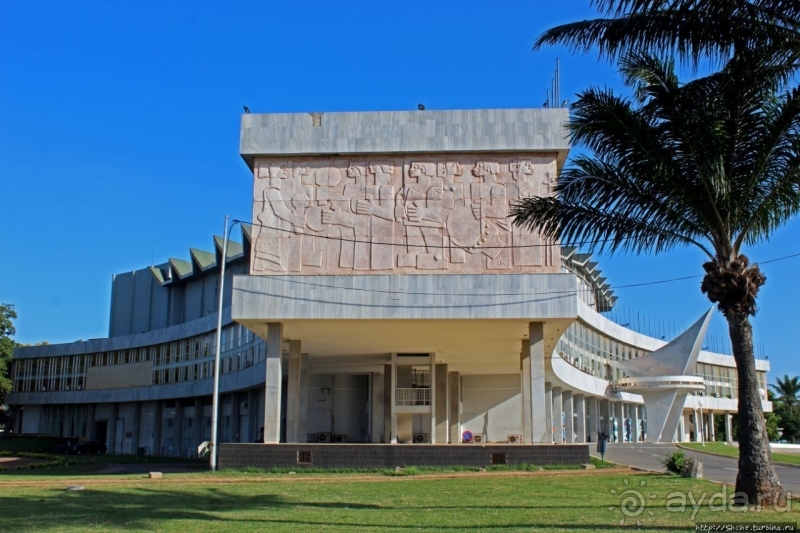 Площадь Независимости в Ломе — мой небольшой эксклюзивчик