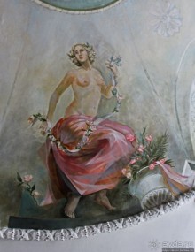 Потемкинский дворец, одно из старейших зданий Екатеринослава