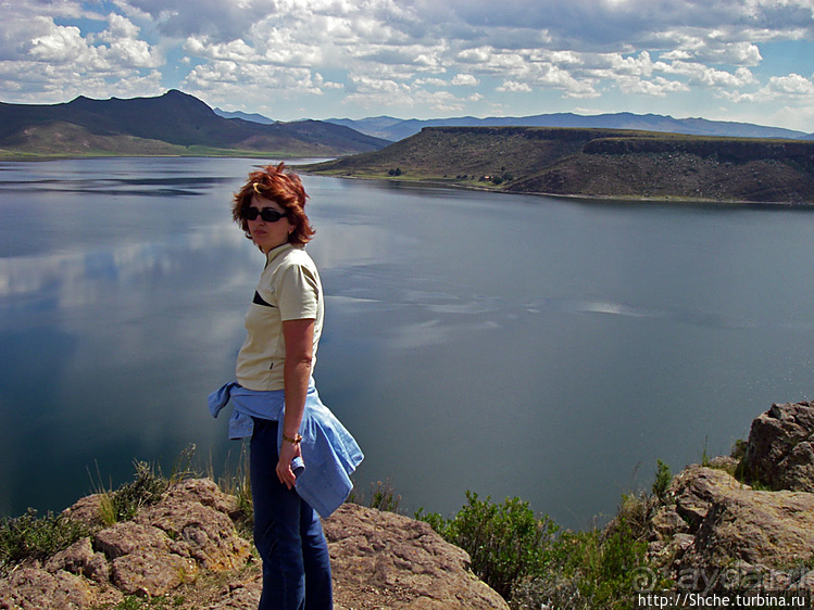Вершина "треугольника силы инков" на берегах Лагуна Умайо