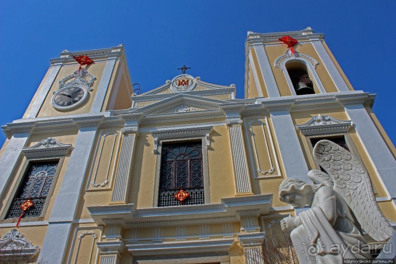 Альбом отзыва "Церковь Святого Лаврентия (16 в.) — иезуитский храм в Макао"