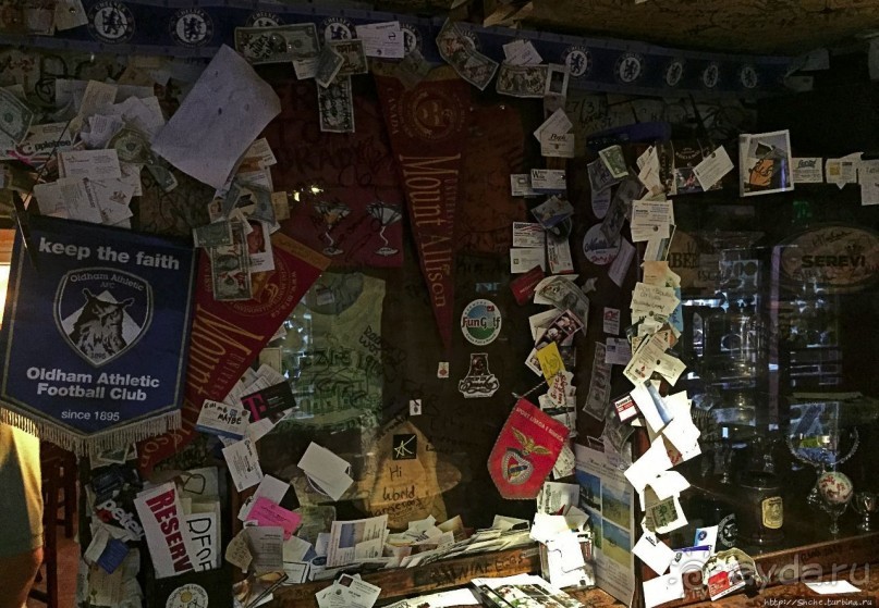 Типичный британский паб-ресторан на Бермудах