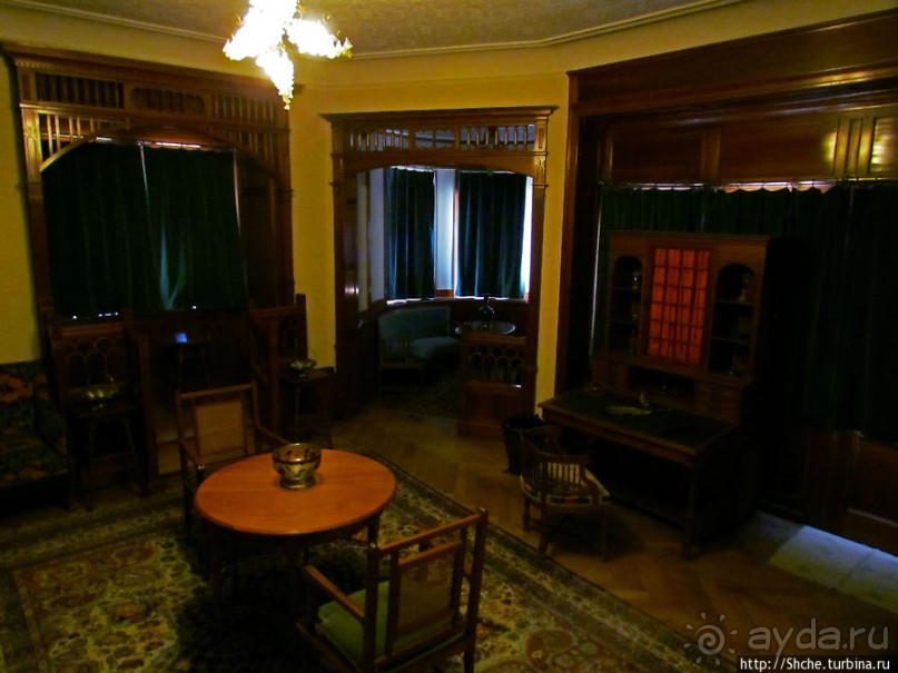 Королевский дворец Пелеш. Третий этаж — этаж детей и богемы