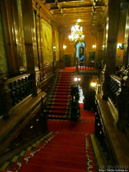 Королевский дворец Пелеш. Третий этаж — этаж детей и богемы