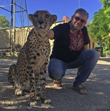 ... и был нещадно вылизан гепардом