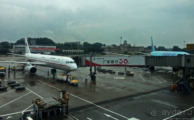 КНДР, прибываем в местный аэропорт