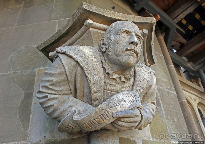 Мне сверху видно все... Красные крыши Старого Берна