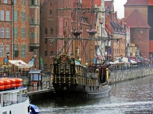 Знакомство с Гданьском. Вечер и такой не летний дождь в июне