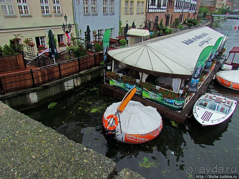 Знакомство с Гданьском. Вечер и такой не летний дождь в июне
