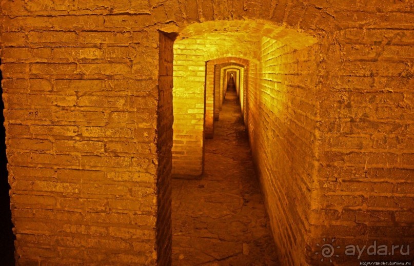 Мост 33-х арок в Исфахане, вечернее знакомство