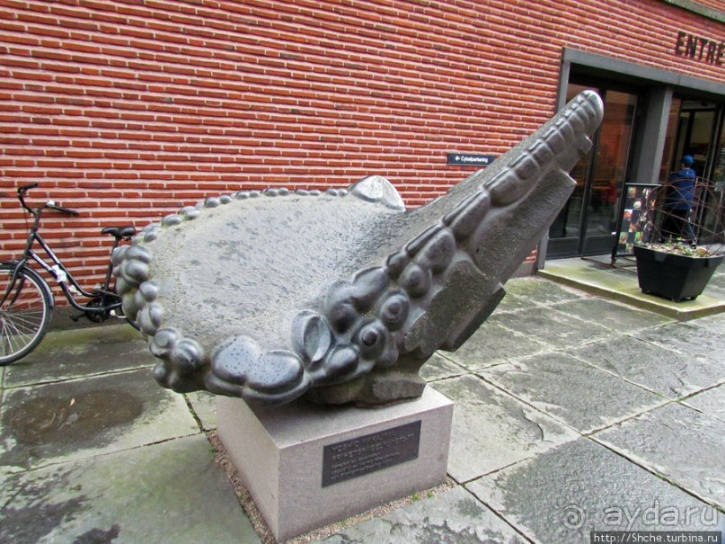 Замок-крепость-музей Мальме Malmohus slot и одноименный парк