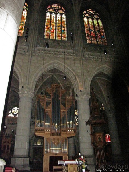 Витражи Нового собора Линца (Maria-Empfängnis-Dom)