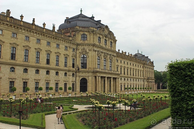 Дворцовый сад Хофгартен