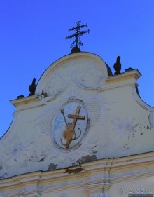 Прожектора... Святого Духа