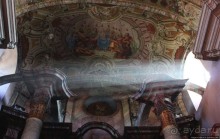 Прожектора... Святого Духа