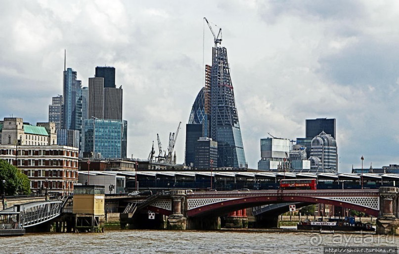 От Вестминстера до Тауэра по Темзе. Центр Лондона с воды
