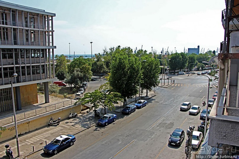 Очень бюджетный, но неплохой вариант в Салониках