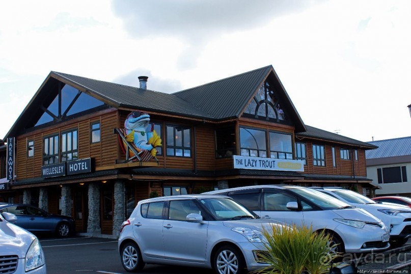 Альбом отзыва "Форель и озеро — отель чудесный"